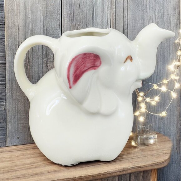Shawnee Pottery Elephant Creamer Small Pitcher Jug Stoneware Vintage Decor VTG - Picture 1 of 12